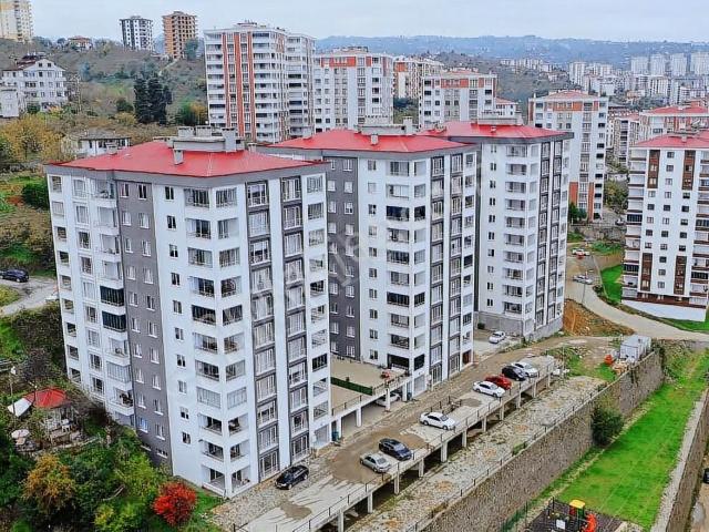 Yomra'da Satılık 3+1 Deniz Manzaralı Fırsat Daire
