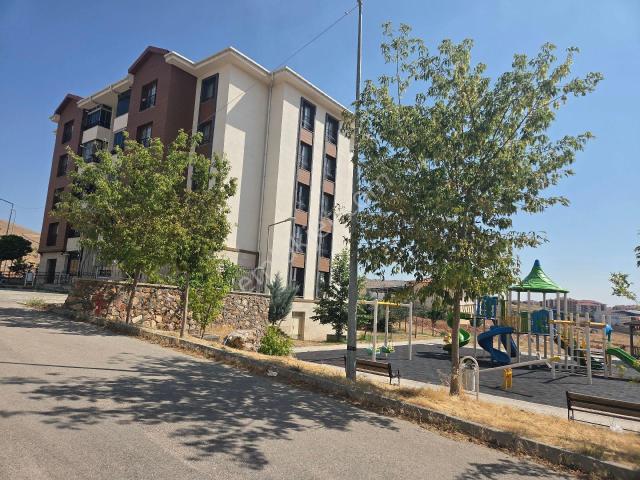 Yöntemim Okuluna Yakın 2+1 Giriş Kat Satılık Daire
