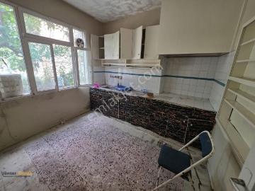 Yönter Emlaktan İhsaniye Mahallesinde Kiralık Geniş Bahçeli