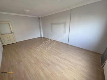Yönter Emlaktan Toki Mahallesinde Kiralık 3+1