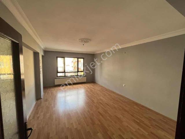 Yonca Emlak Şahintepe Mah. Natoyolu Cad Yakını 3+1 Kiralık Daire