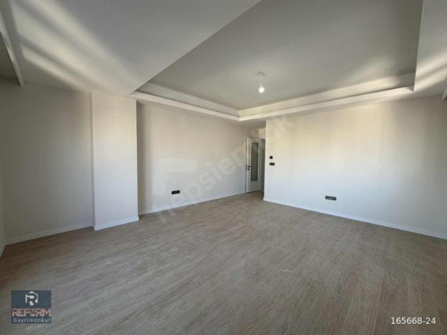 YONCALİFE PENDİK PROJESİNDE 5+2 SATILIK KÖŞE DUBLEX DAİRE
