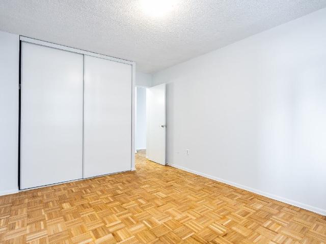 Yonge Eglinton Apartments — Orchard View 1 Bedroom Apartment for Rent at 33 Orchard View Blvd, Toronto, ON M4R 2E9 North Toronto