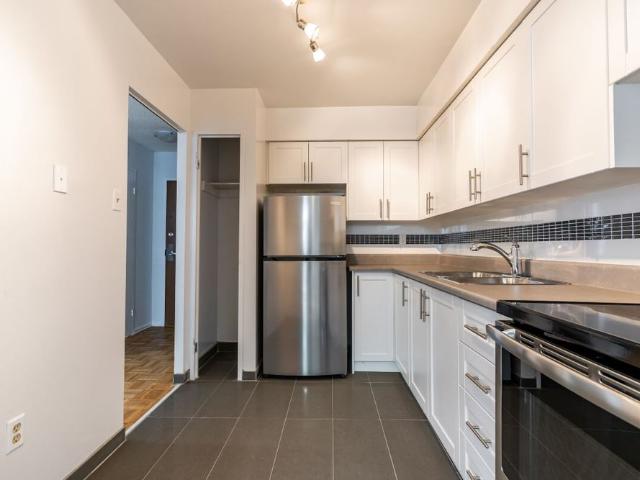 Yonge Eglinton Apartments — Orchard View 2 Bedroom
