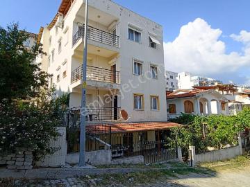 Yolun Deniz Tarafında, Zemin Üstü, Eşyalı Daire