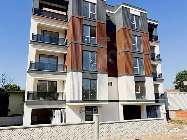 YOLÇATI'DA SATILIK SIFIR 1+1