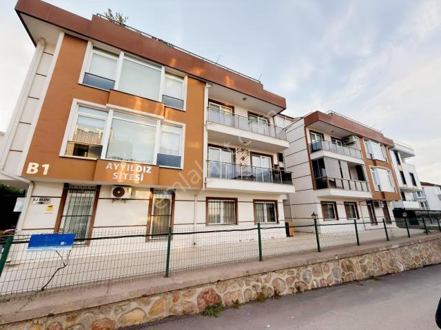 Yoldaş Emlaktan Kocatepe Mah 3+1 Satılık Daire