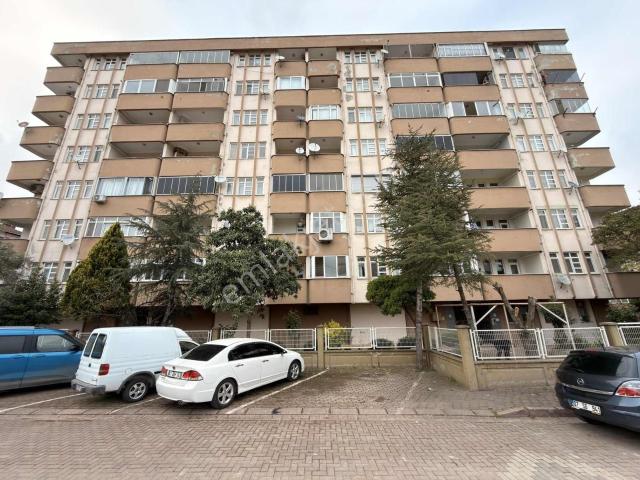 Yoldaş Emlaktan Körfez Mah 3+1 Kiralık Daire