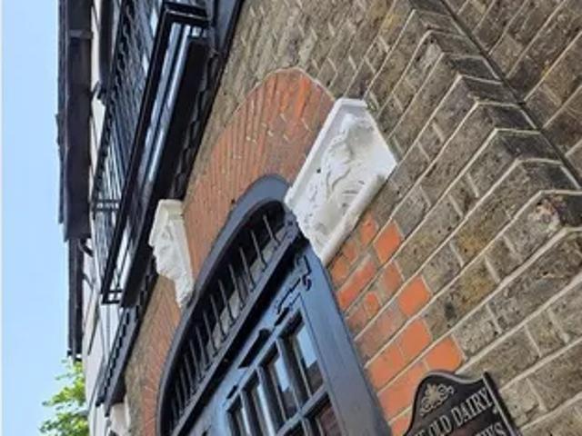 York Mews, London, IG1 3AE, United Kingdom | 3 bed house for rent #159424496 | Rentberry