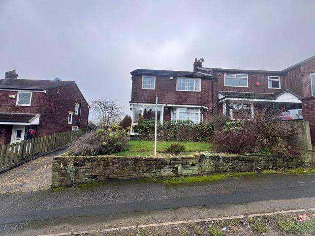 York Avenue, Huddersfield 3 bed semi detached house to rent £1,000 pcm £231 pw