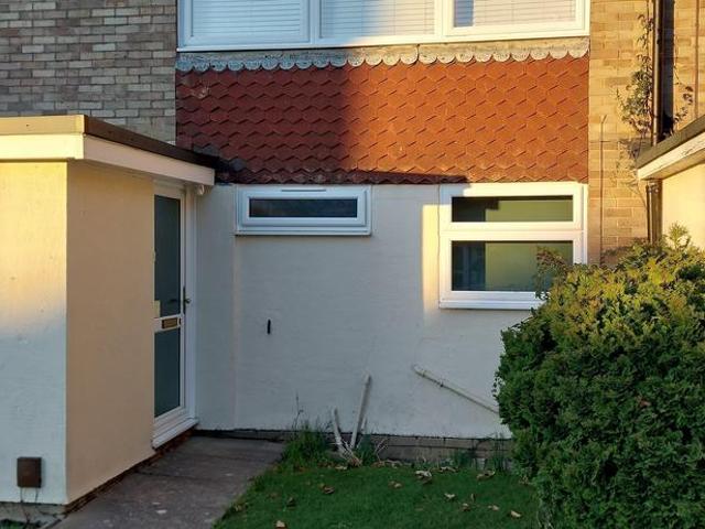 York Close, Horsham, West Sussex, RH13 1 bed flat to rent £1,150 pcm £265 pw