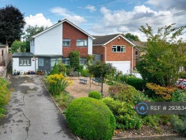 York Close, Kings Langley, WD4 5 bed detached house to rent £4,000 pcm £923 pw