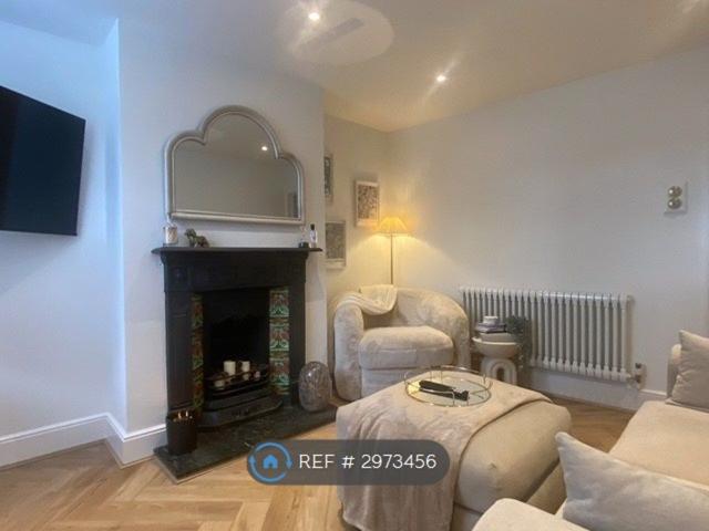 York Cottages, Gateacre, Liverpool L25, 2 bed terraced house to rent, £1,250 pcm | PrimeLocation