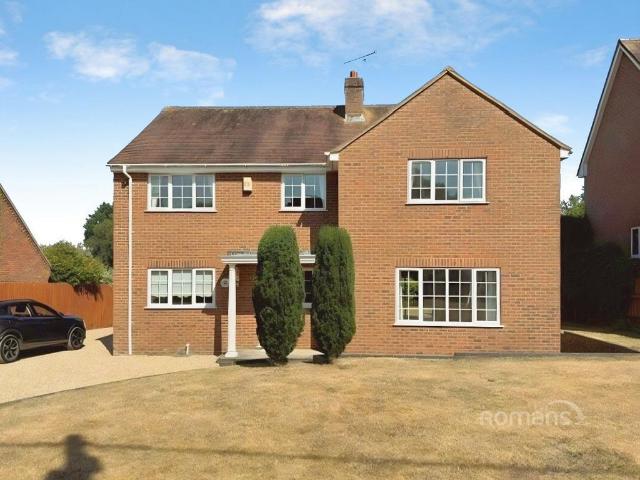 York Drove, Nomansland, Salisbury, SP5 4 bed house to rent £2,600 pcm £600 pw