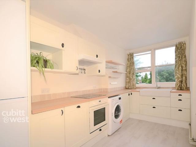 York Grove, Brighton BN1, 2 bed flat to rent, £1,500 pcm | PrimeLocation