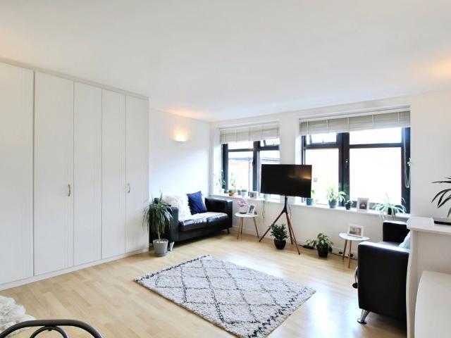 York Place, Leeds, West Yorkshire LS1, 1 bed flat to rent, £750 pcm | PrimeLocation