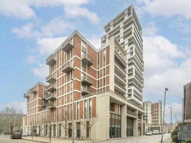 York Place, London, SW11 3TX, United Kingdom | 2 bed apartment for rent #140799635 | Rentberry