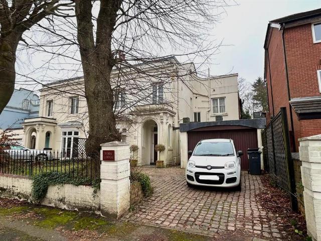York Road, Birmingham, B16 9JA, United Kingdom | 2 bed apartment for rent #138989655 | Rentberry