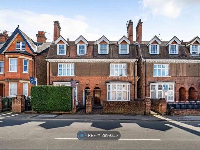 York Road, Guildford GU1, Studio to rent, £1,150 pcm | PrimeLocation