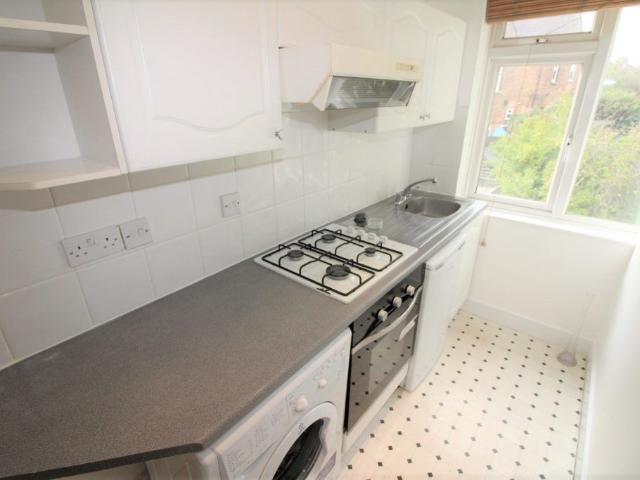 York Road EN5, 1 bed flat to rent, £1,325 pcm | PrimeLocation