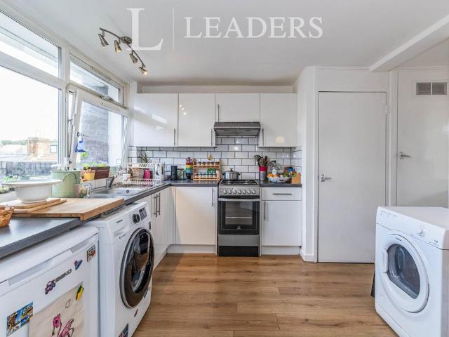 York Road, London, KT2 6JF, United Kingdom | 3 bed duplex for rent #140227475 | Rentberry