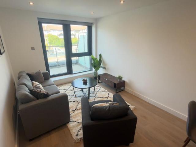 York Road, Leeds, LS9 2 bed apartment to rent £1,300 pcm £300 pw