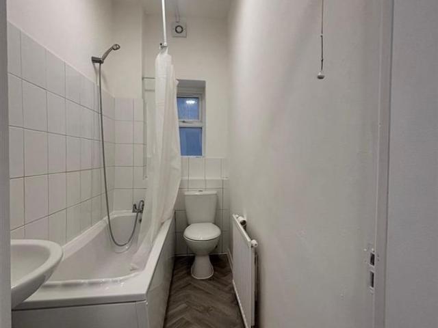 York Road, Southend On Sea SS1, 1 bed property to rent, £1,950 pcm | PrimeLocation