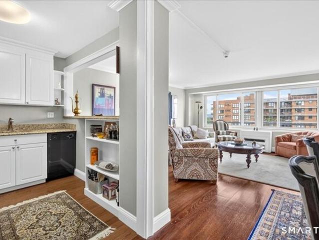 York St Apt P, New Haven, Condo For Sale