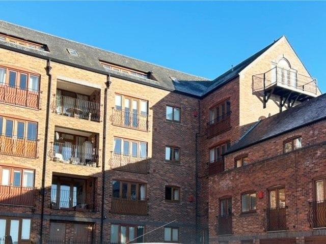 York Street Basin, Stourport on. 2 bed flat to rent £850 pcm £196 pw