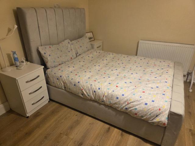 York Street, London W1H Studio to rent £1,600 pcm £369 pw