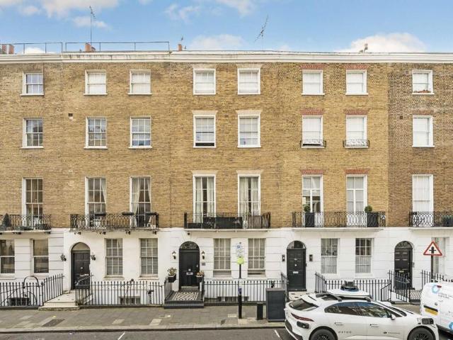 York Street, London W1H Studio to rent £2,300 pcm £531 pw