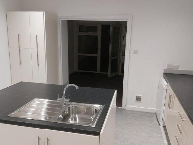 York Street, Newcastle upon Tyne NE4 5 bed house share to rent £600 pcm £138 pw