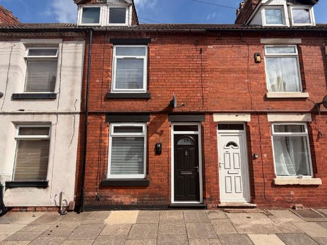 York Street, Sutton In Ashfield NG17, 3 bed terraced house to rent, £850 pcm | PrimeLocation