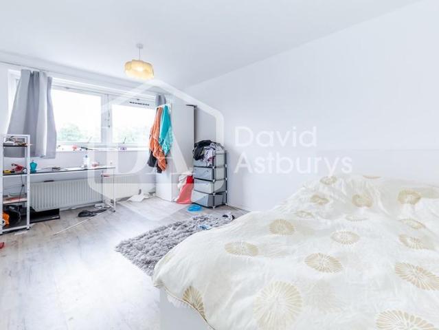 York Way, Camden Town, London 4 bed apartment to rent £4,500 pcm £1,038 pw