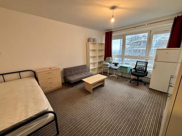 York Way Estate, London N7, 1 bed flat to rent, £1,500 pcm | PrimeLocation