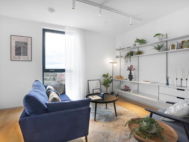 York Way, London, N1 2 bed flat to rent £4,695 pcm £1,083 pw
