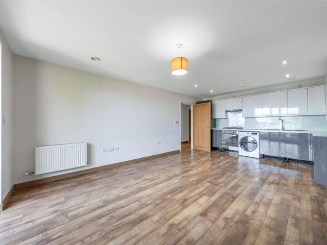 York Way, London N7, 2 bed flat to rent, £3,000 pcm | PrimeLocation