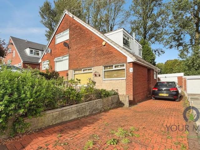 Yorkdale, Greater Manchester OL4 3 bed bungalow to rent £1,100 pcm £254 pw