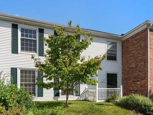 Yorktown Dr Apt D, Springfield, Condo For Sale