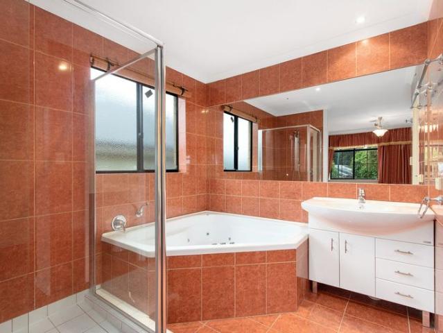 You will be impressed by this immaculate, modern and stylish, double story family home
