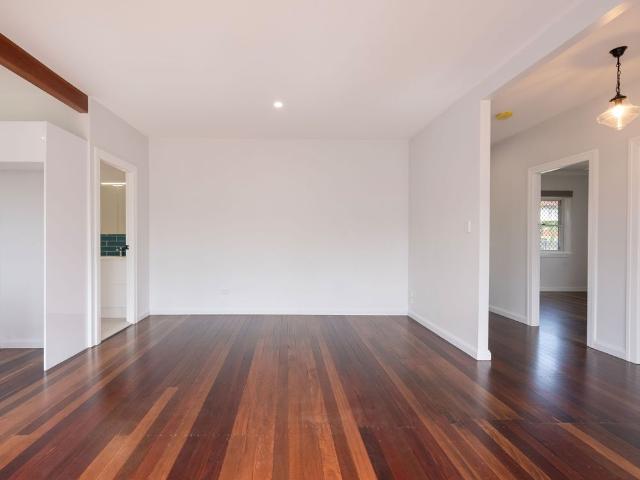 You'll Want First DIBBS 3 Bedroom Family Home