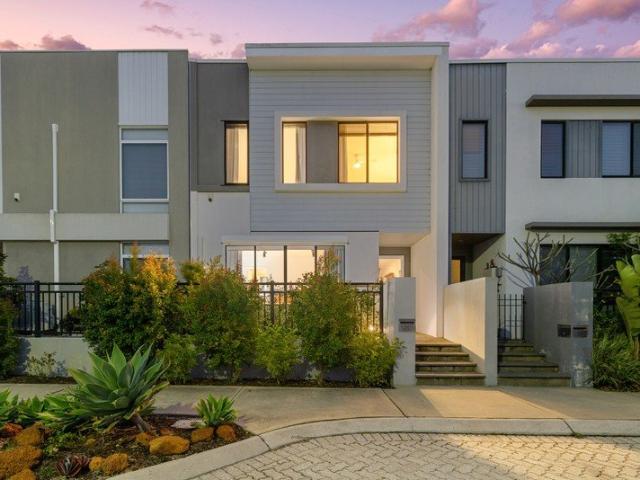 YOUNG. TRENDY. LUX. Dream Home