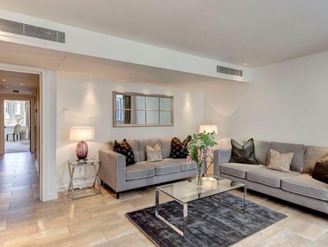 Young Street, London W8, 2 bed flat to rent, £6,392 pcm | PrimeLocation