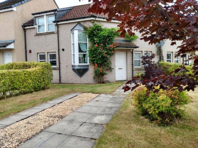 Younger Gardens, Fife 2 bed house to rent £1,400 pcm £323 pw