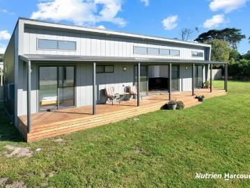 Robertsons Beach, Victoria - Equipped kitchen