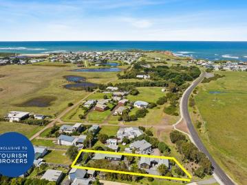 YOUR NEW COASTAL LIFESTYLE AWAITS 2886MF