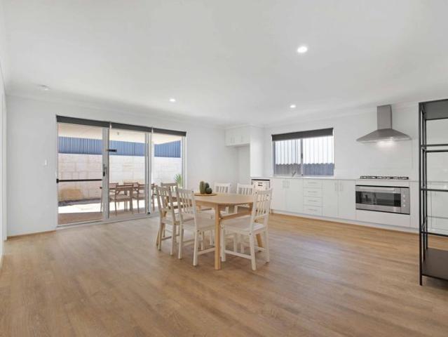 YOUR NEW HOME IN EGLINTON | ALL INCLUSIVE LIVING
