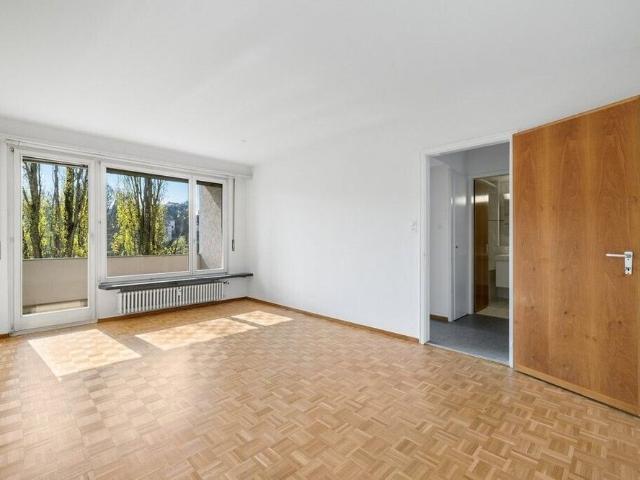 Your new home in the middle of life, surrounded by greenery