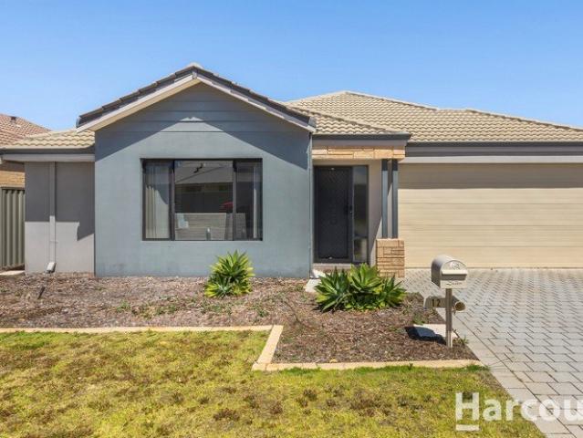 Your Next Chapter Starts Here Easy Living in Austin Lakes!