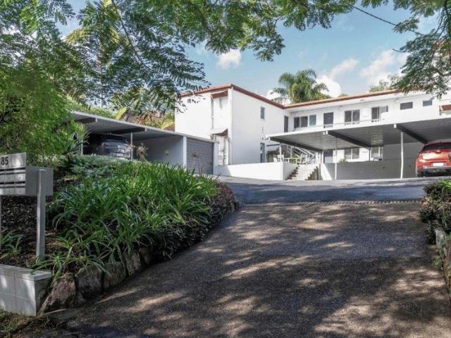 Your Next West End Home Awaits on Ryan Street
